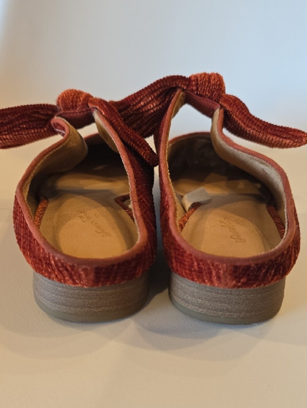 Universal Thread Angelica Mules Rust Orange Velvet Fabric Knot Bow Flats shoes - Picture 5 of 10